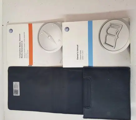 Volkswagen PASSAT B8 Owners service history hand book 