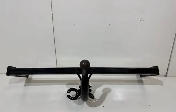 Volvo V40 Tow bar 55R018039