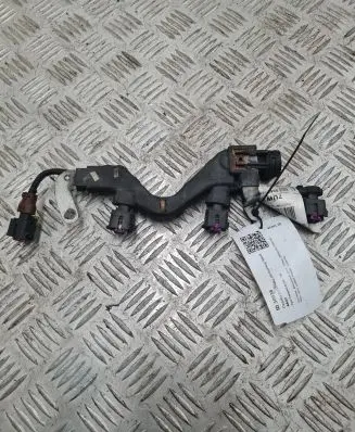 Opel Insignia A Fuel injector wires 55567592