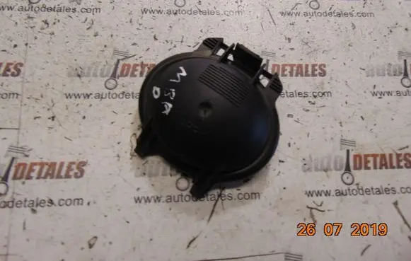 Mercedes-Benz A W168 Headlight/headlamp dust cover 1305219099