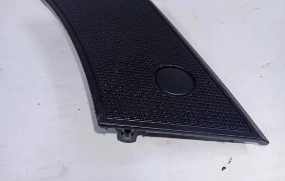 Side speaker trim/cover