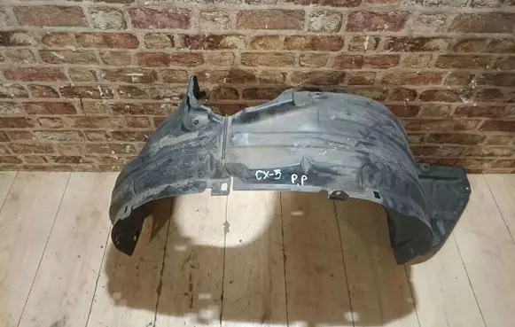 Mazda CX-5 Front arch 