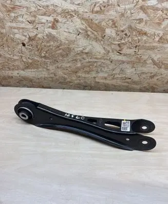 Rear control arm