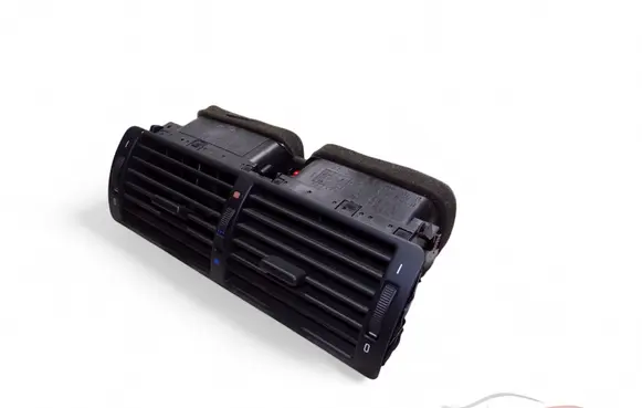 BMW 5 E39 Dash center air vent grill 8361895 8391179