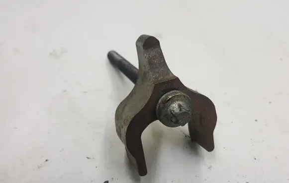BMW 3 F30 F35 F31 Fuel Injector clamp holder