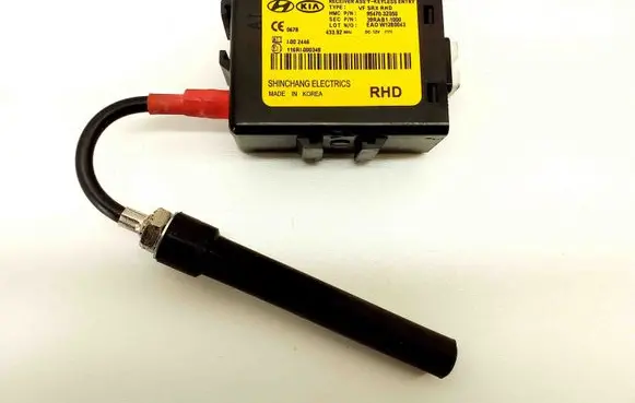 Hyundai i40 Keyless (KESSY) go control unit/module 954703Z050