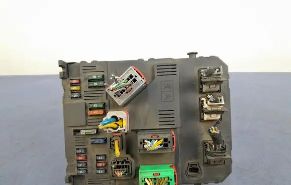 Citroen C2 Fuse box set S118085300K