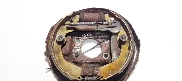 Mitsubishi Carisma Handbrake/parking brake pads 