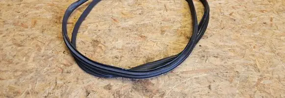 Mercedes-Benz ML W163 Front door rubber seal