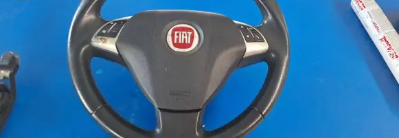 Fiat Grande Punto Steering wheel