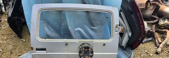 Suzuki Samurai Tailgate/trunk/boot lid