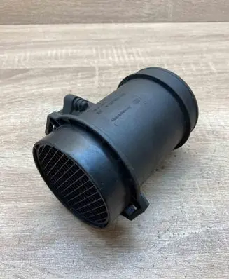 Audi A6 S6 C5 4B Mass air flow meter 0281002429