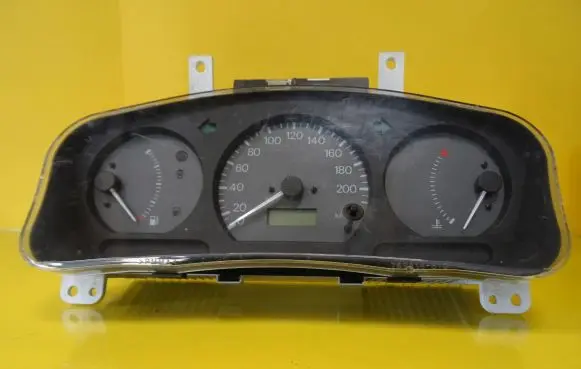 Mitsubishi Colt Speedometer (instrument cluster) MR233019