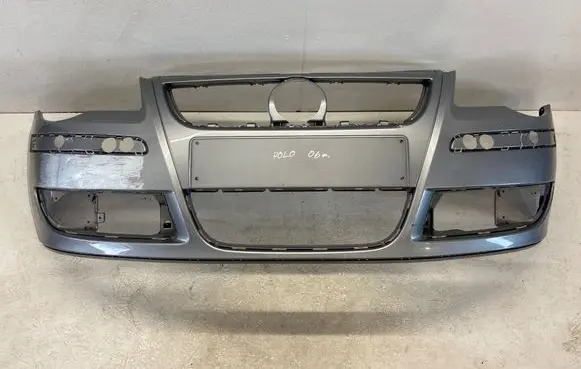 Volkswagen Polo IV 9N3 Front bumper 6q0807221c