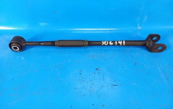 Toyota Camry Rear control arm 4873007020