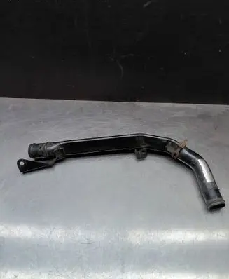 Audi A8 S8 D3 4E Coolant pipe/hose 077121070N