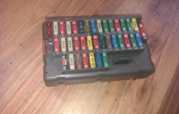 Fuse box set