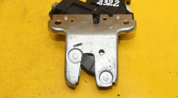 Audi A8 S8 D3 4E Tailgate/trunk/boot lock/catch/latch 4F5827505D