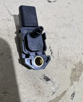 Ford S-MAX Air pressure sensor 6G9112T551AB