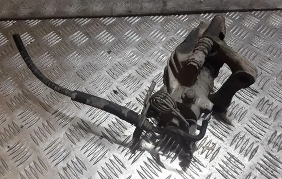 Volkswagen Caddy Rear brake caliper