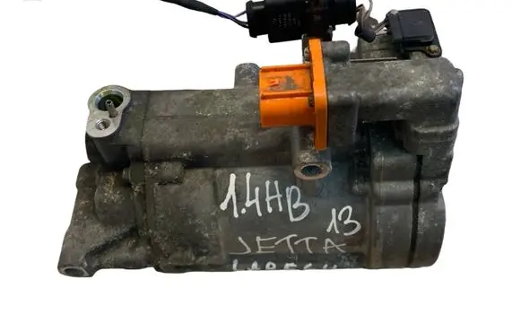 Volkswagen Jetta VI Air conditioning (A/C) compressor (pump) 5C0820803F 7P0010697D ES2512218