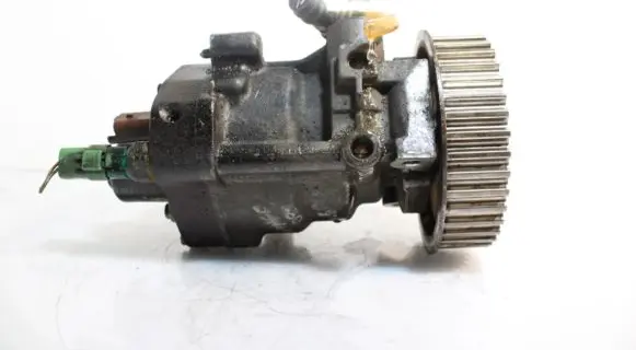 Nissan Micra Fuel injection high pressure pump R9042A07CA