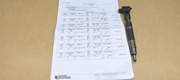 Mercedes-Benz C W204 Fuel injector A6510703287
