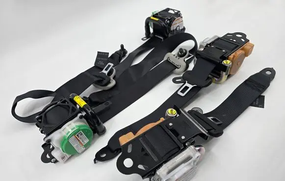Suzuki Vitara (LY) Set of seat belts 8492054pa4 84980-54pa4 8498054pa4