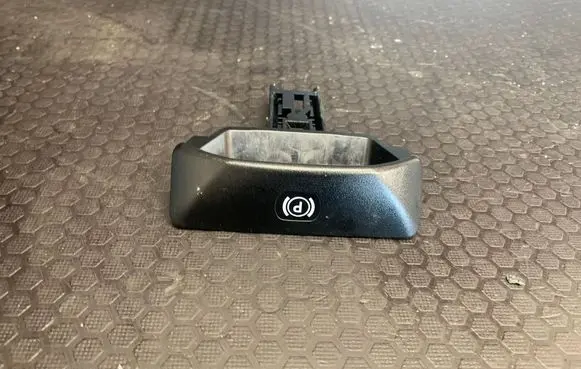 Mercedes-Benz C W204 Hand brake release handle A2044270020