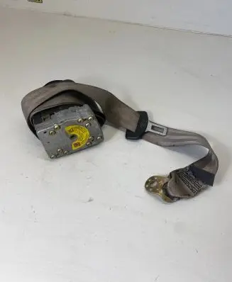 Audi A6 S6 C5 4B Rear seatbelt 193857737 00024204