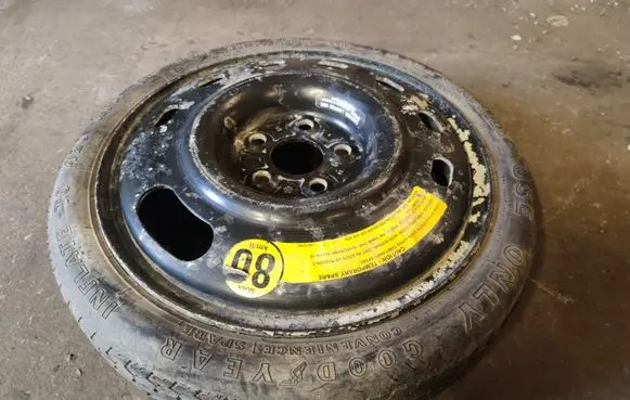Chrysler PT Cruiser R15 spare wheel 