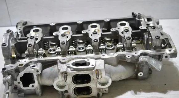 Alfa Romeo Giulia Engine head 04893680AH