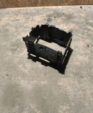 Renault Modus Battery tray 8200314272