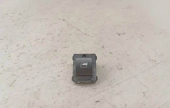 BMW 7 E65 E66 Electric window control switch 8379597