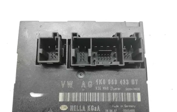 Volkswagen Golf V Central body control module 1K0959433BT