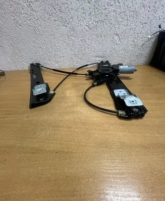 Land Rover Range Rover Evoque L538 Front door electric window regulator BJ3223201AG 932643106