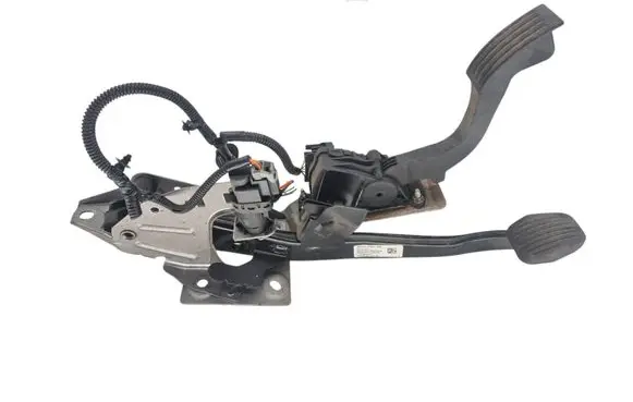 Volvo C30 Pedal assembly 4M519F836AH 4N512467CF