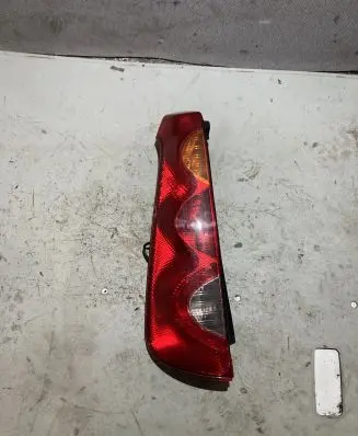 Nissan Note (E11) Rear/tail lights