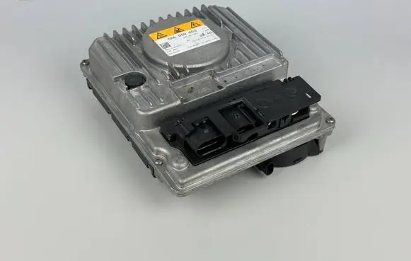 Volkswagen Golf VIII Voltage converter inverter 5WA959663 4K0959663 29200005