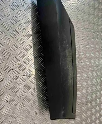 (D)pillar trim (top)