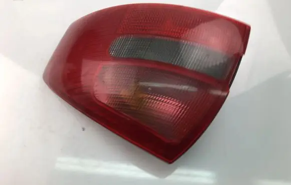 Audi A6 S6 C5 4B Tailgate rear/tail lights 4B5945096