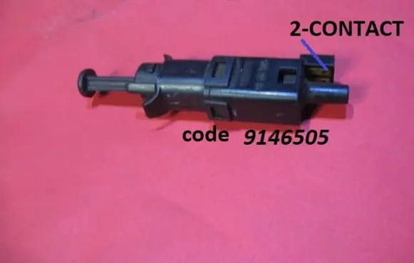 Volvo S70 V70 V70 XC Brake pedal sensor switch 9146505