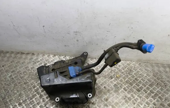 Audi A5 AdBlue liquid reservoir 8W0131878AL