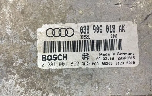Audi A3 S3 8L Engine control unit/module 038906018AK