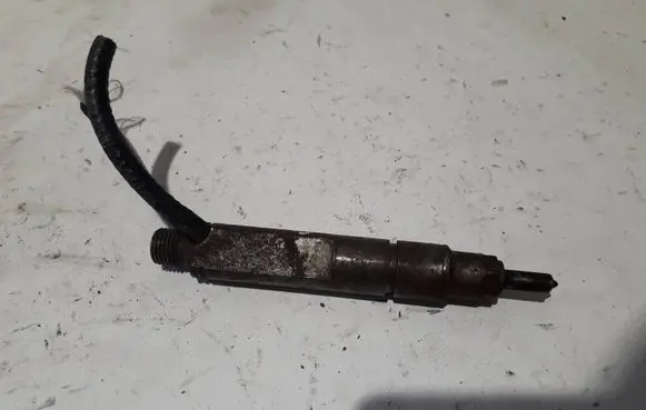 Audi A4 S4 B5 8D Fuel injector 028130201g
