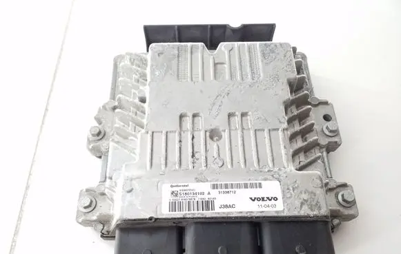 Volvo V60 Engine control unit/module 31336712 S180134102