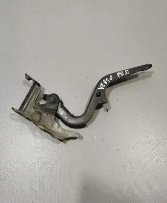 Toyota Verso Engine bonnet/hood hinges