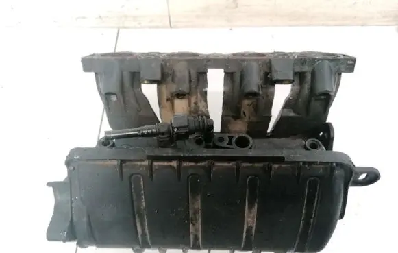 Citroen C4 I Intake manifold