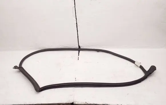 Audi A5 Front door rubber seal 8W8831707A