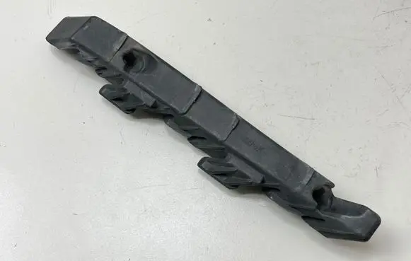 KIA Optima Headlight/headlamp mounting bracket